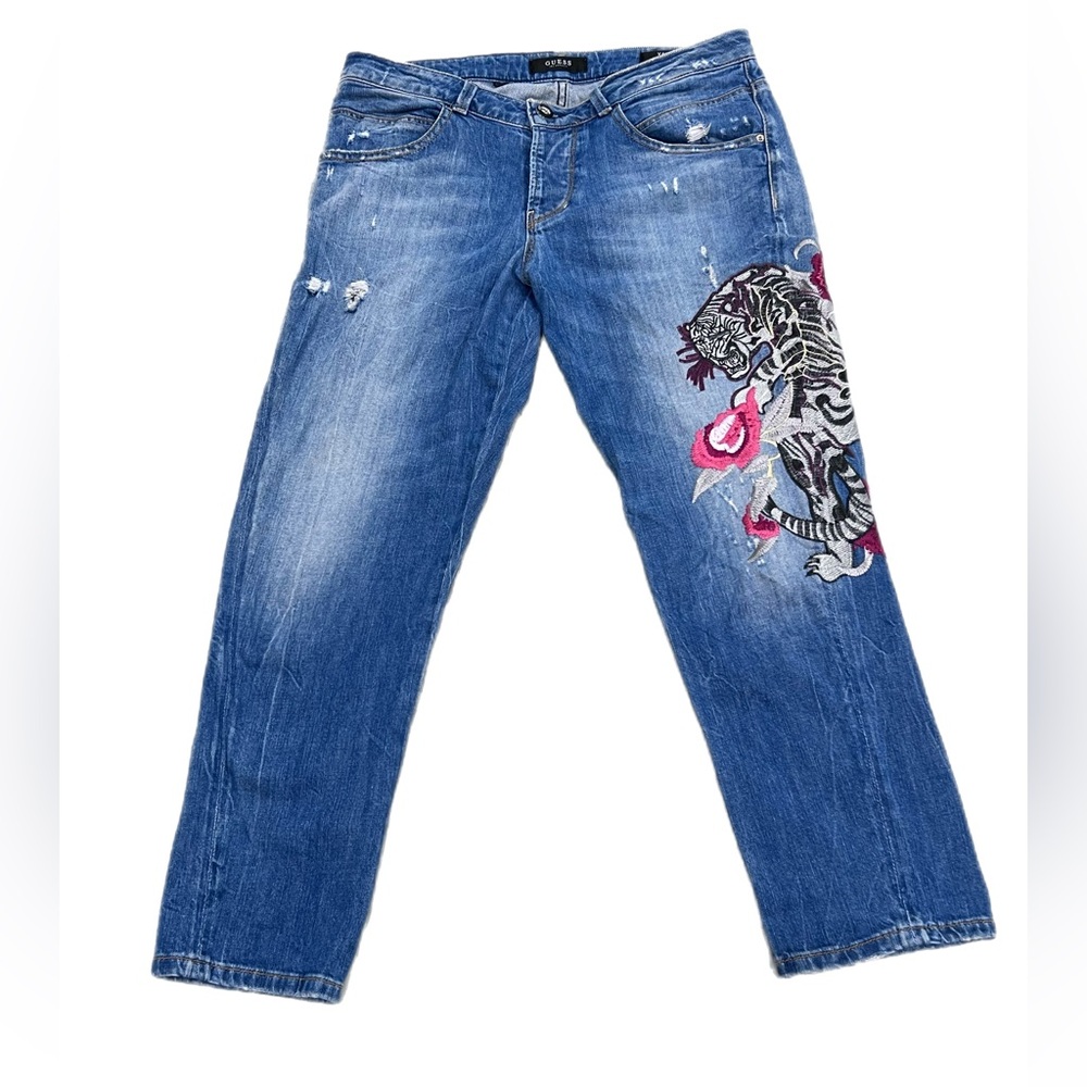 Y2K Distressed Style Tiger Floral motif